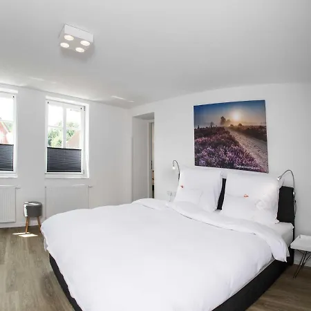 Landhaus Amelinghausen Ferienwohnung *